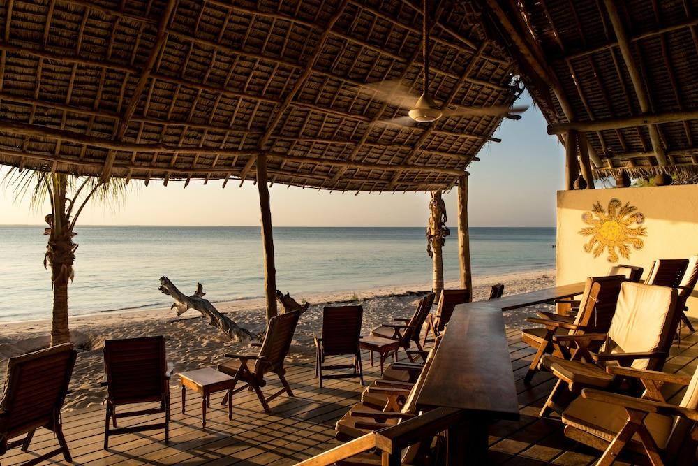 Michamvi Sunset Bay Hotel Exterior photo